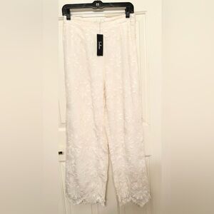 NWT - Lulus Elegant Cream Lace Cropped Pants Size Medium